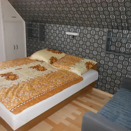 Vilmos Apartman * Balatonlelle