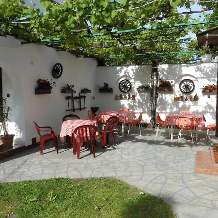 Vilmos Apartman * Balatonlelle